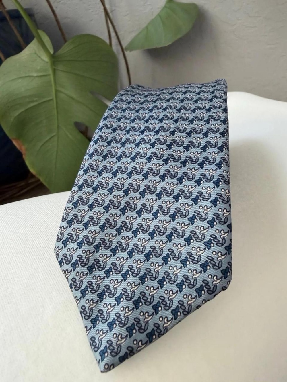 Dior Light Blue and Navy Micro-Pattern Silk Tie